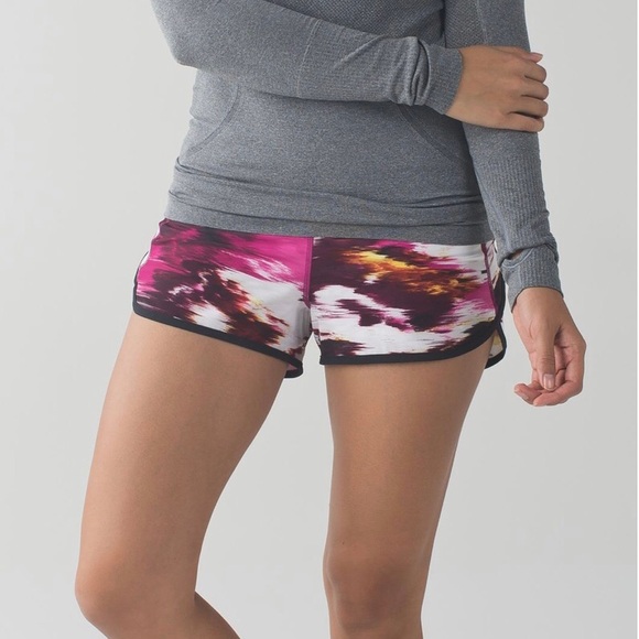 Lululemon Speed Short 4-way Stretch 2.5 - Picture 4 of 5